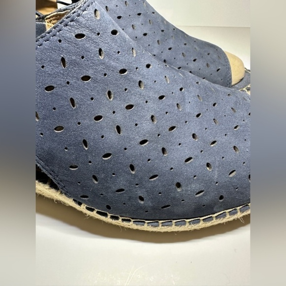 Clarks Artisan Espadrilles Navy Slip On Size 12m - image 5